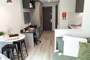 Deluxe Studio at Stanley Studios, Coburg Street, City Centre, Portsmouth, PO11JA - Image 1